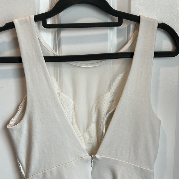 White Lulus White Lace Bodycon Dress - Picture 9 of 9